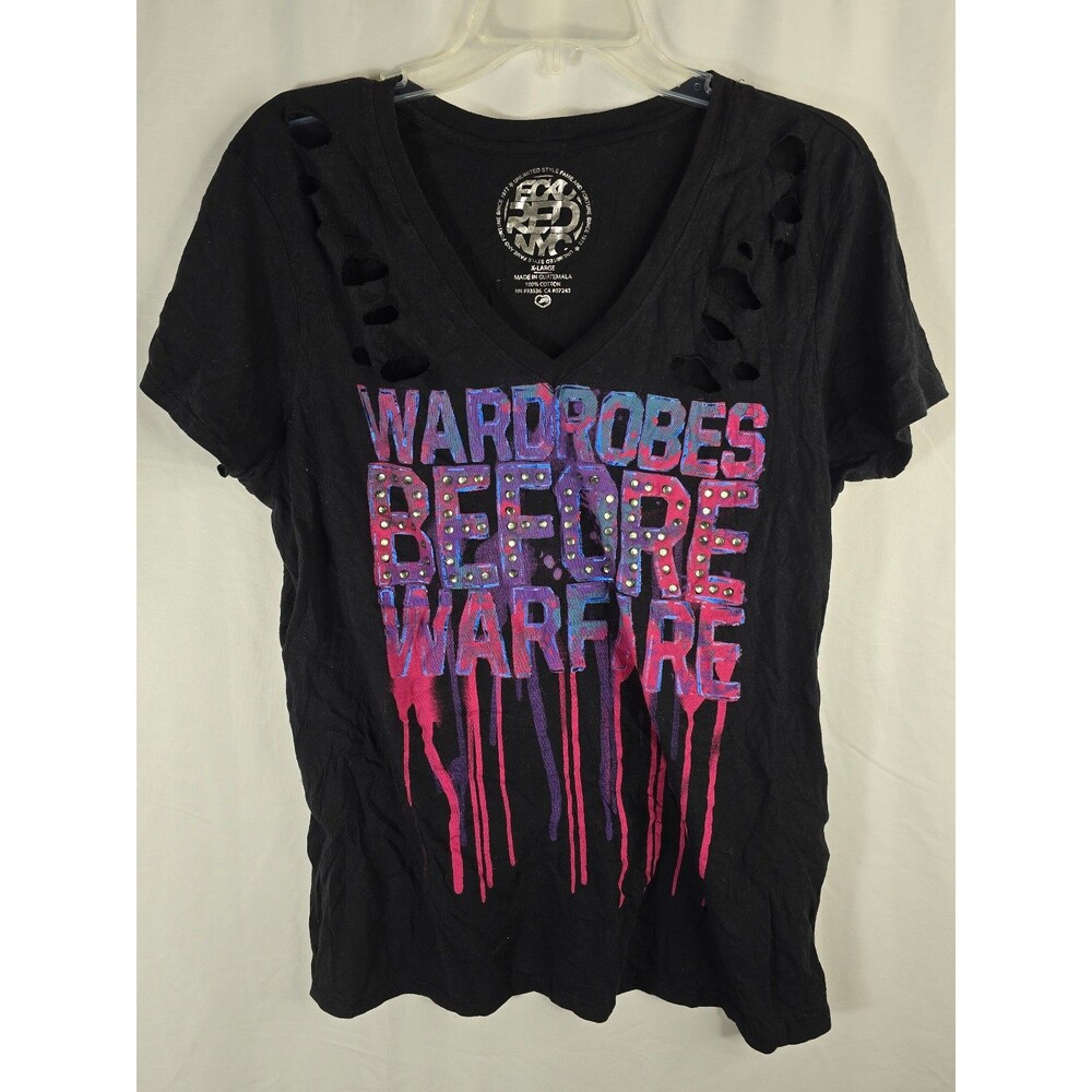 Vintage Ecko Red "Wardrobes Before Warfare" distressed graphic T-shirt